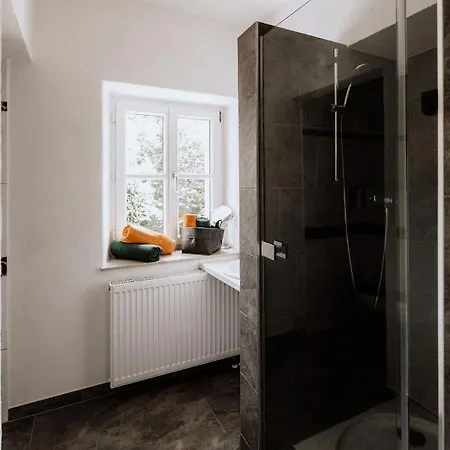 Schutzhaus-bed And Breakfast-dein Basislager Im Salzkammergut Panzió *