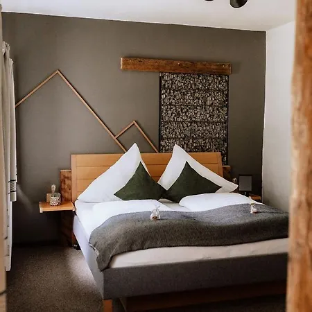 Schutzhaus-bed And Breakfast-dein Basislager Im Salzkammergut *