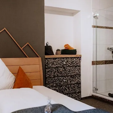 Schutzhaus-bed And Breakfast-dein Basislager Im Salzkammergut *