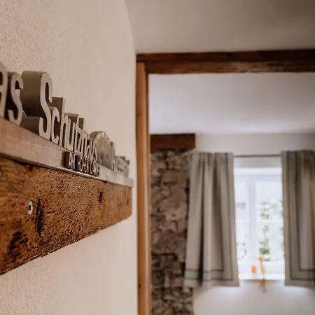 Schutzhaus-bed And Breakfast-dein Basislager Im Salzkammergut לינה וארוחת בוקר *