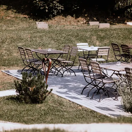 Schutzhaus-bed And Breakfast-dein Basislager Im Salzkammergut *