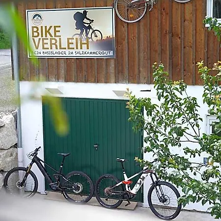 Schutzhaus-bed And Breakfast-dein Basislager Im Salzkammergut Alojamento de Acomodação e Pequeno-almoço