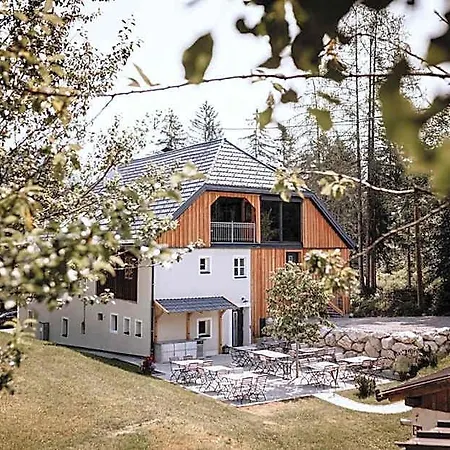 Alojamento de Acomodação e Pequeno-almoço Schutzhaus-bed And Breakfast-dein Basislager Im Salzkammergut