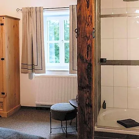 Schutzhaus-bed And Breakfast-dein Basislager Im Salzkammergut Bad Aussee