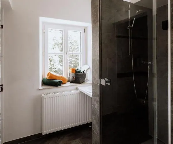 Schutzhaus-bed And Breakfast-dein Basislager Im Salzkammergut Bed and breakfast *