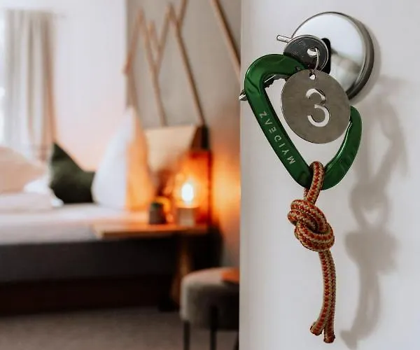 Schutzhaus Am Hohen Camper - Dein Basislager Im Salzkammergut Frühstückspension *