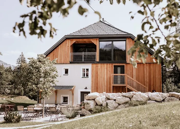 Schutzhaus-bed And Breakfast-dein Basislager Im Salzkammergut * Bad Aussee