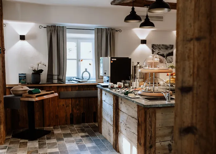Schutzhaus-bed And Breakfast-dein Basislager Im Salzkammergut Bad Aussee
