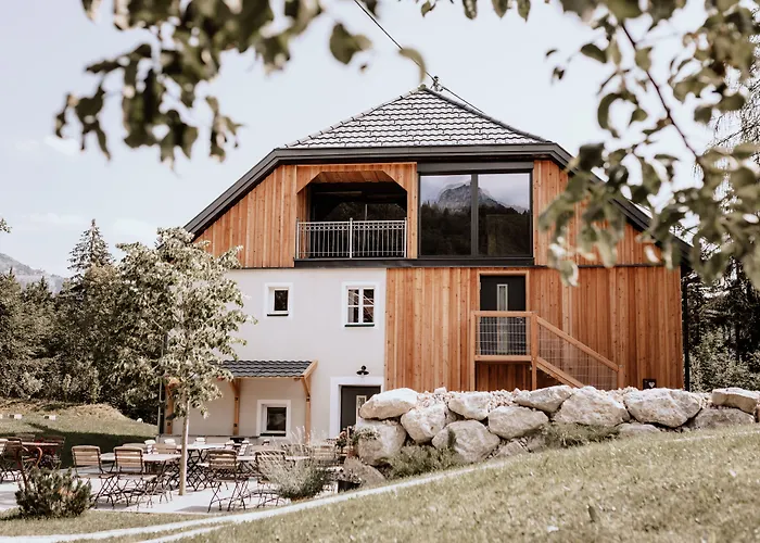 Schutzhaus Am Hohen Camper - Dein Basislager Im Salzkammergut *